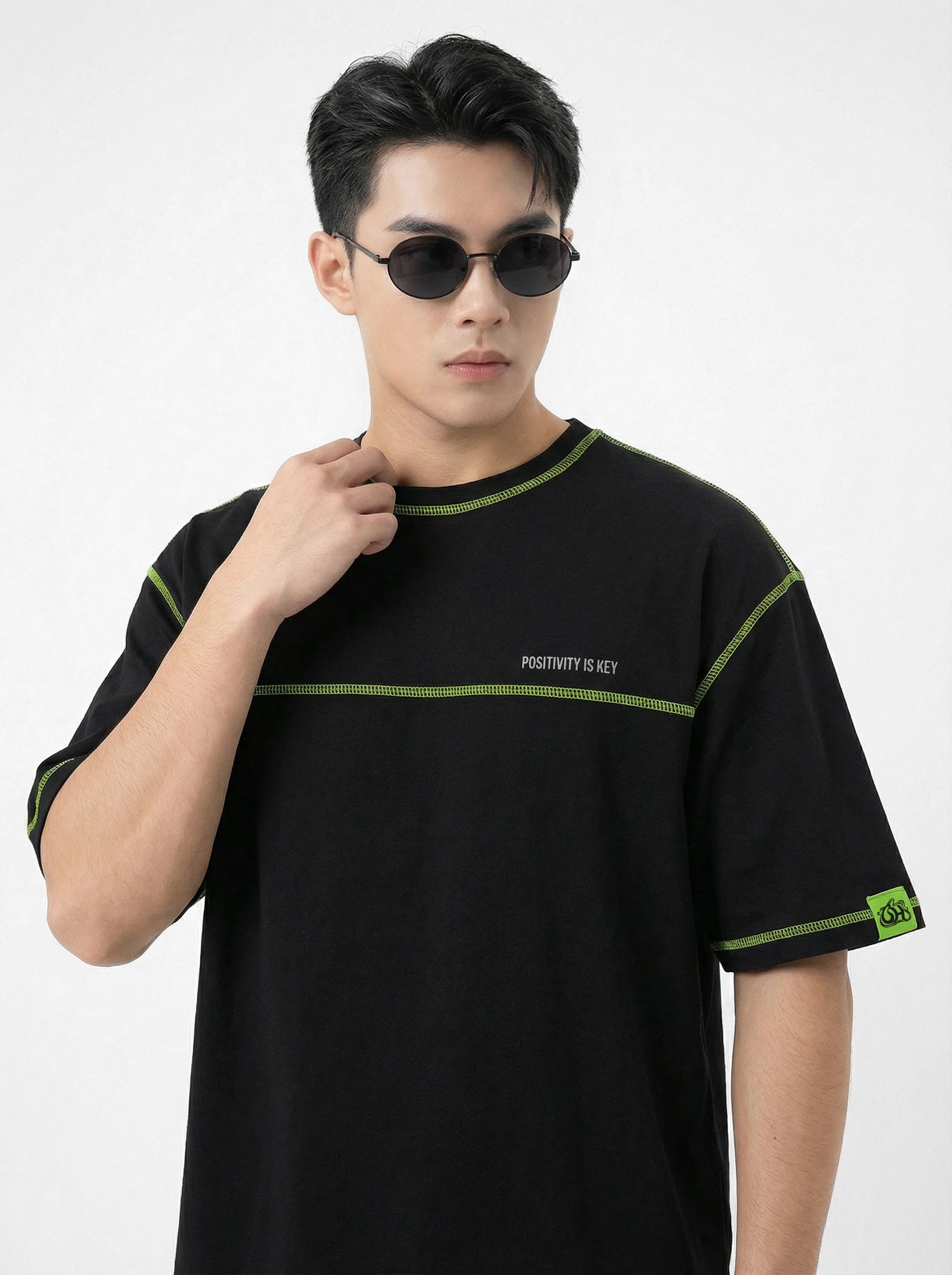 T-shirt With Contrast Stitching